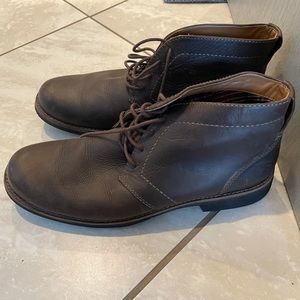 Men’s brown leather Clark’s boots 10.5